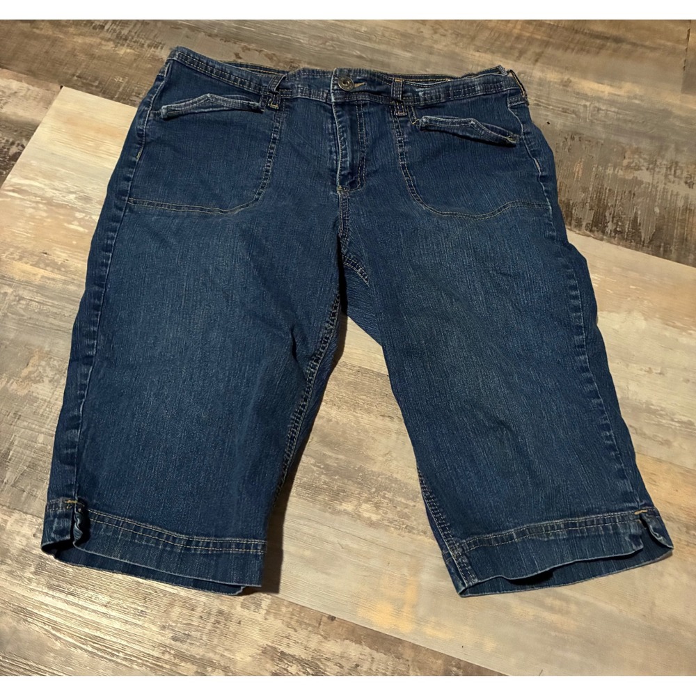 Gloria Vanderbilt Womens Size 14 Blue Denim Bermuda Shorts Dark Wash Stretch